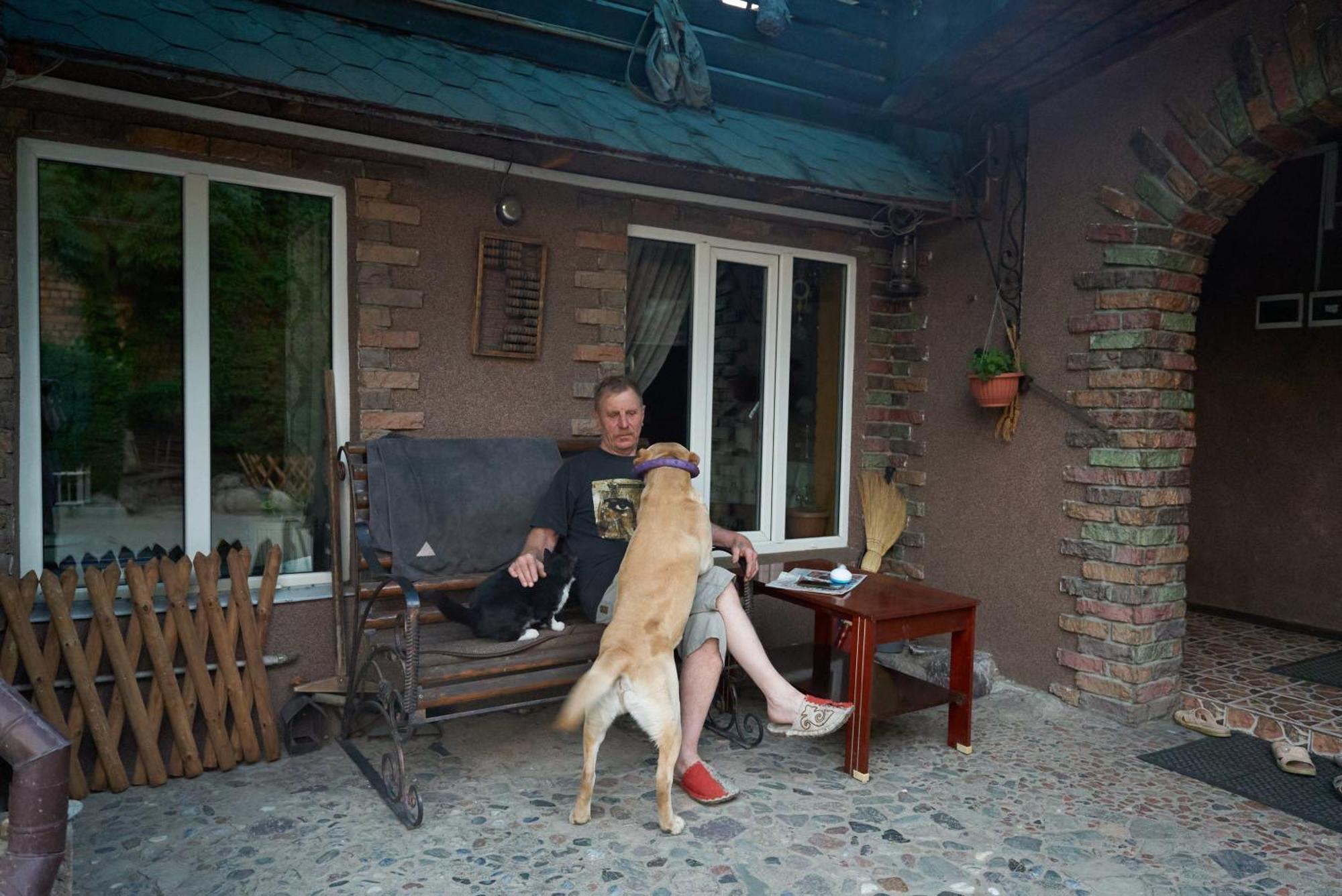 Argo Guest House Karakol Eksteriør bilde